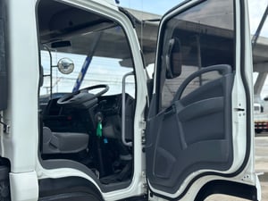 ISUZU FRR 210แรงม้า รถบรรทุก 6ล้อ ตู้แห้ง ปี2022