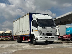ISUZU FRR 210แรงม้า รถบรรทุก 6ล้อ ตู้แห้ง ปี2022