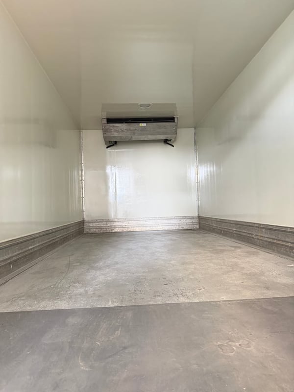 รถตู้เย็น HINO XZU 150 แรงม้า แอร์แคเรีย พร้อมใช้งาน รถตู้เย็น HINO XZU 150 แรงม้า แอร์แคเรีย พร้อมใช้งาน