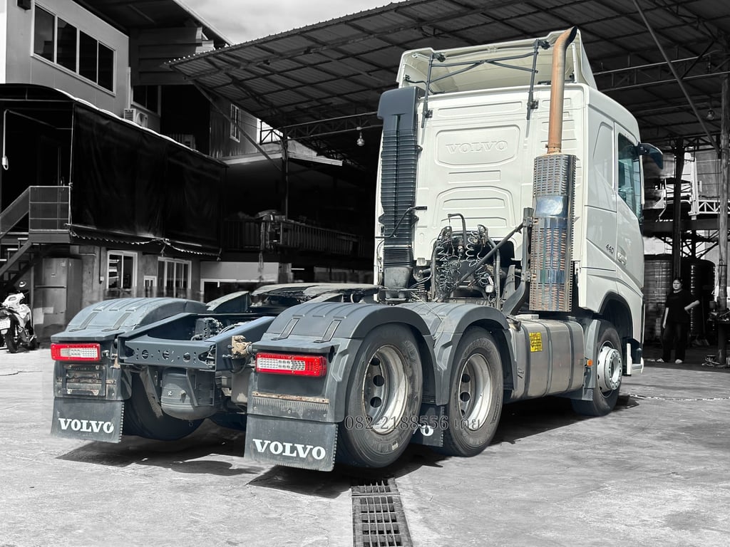 VOLVO FH 440แรงม้า รถบรรทุก หัวลาก 10ล้อ หัวลาก เฉพาะหัว ปี2560
