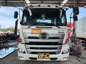 HINO FM 380แรงม้า รถบรรทุก 10ล้อ หัวลาก เฉพาะหัว ปี2020 เลขไมล์ 240,000 กม.