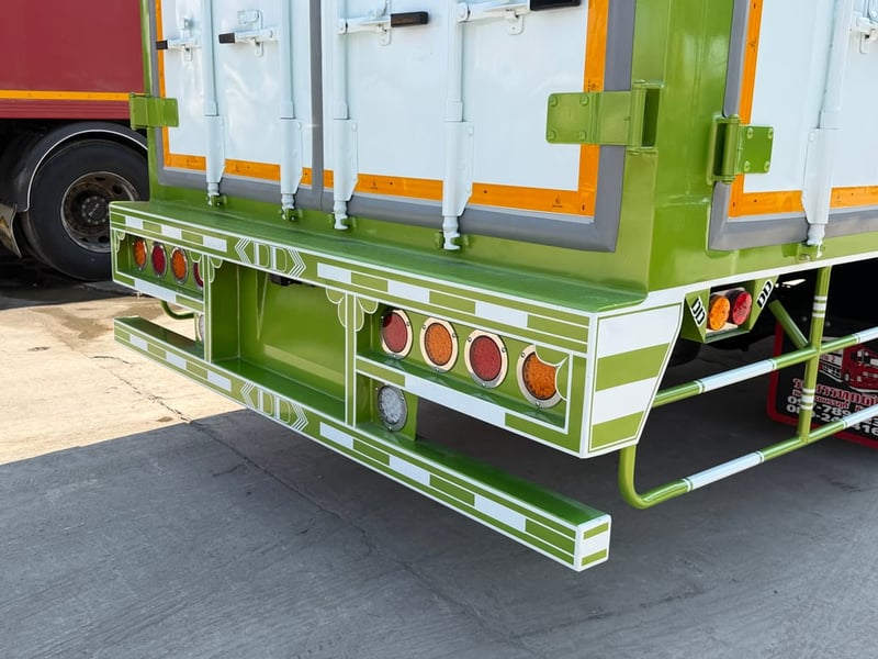 6ล้อISUZU FRR210 แรง ปี63 ตู้แห้ง10บาน 6ล้อISUZU FRR210 แรง ปี63 ตู้แห้ง10บาน