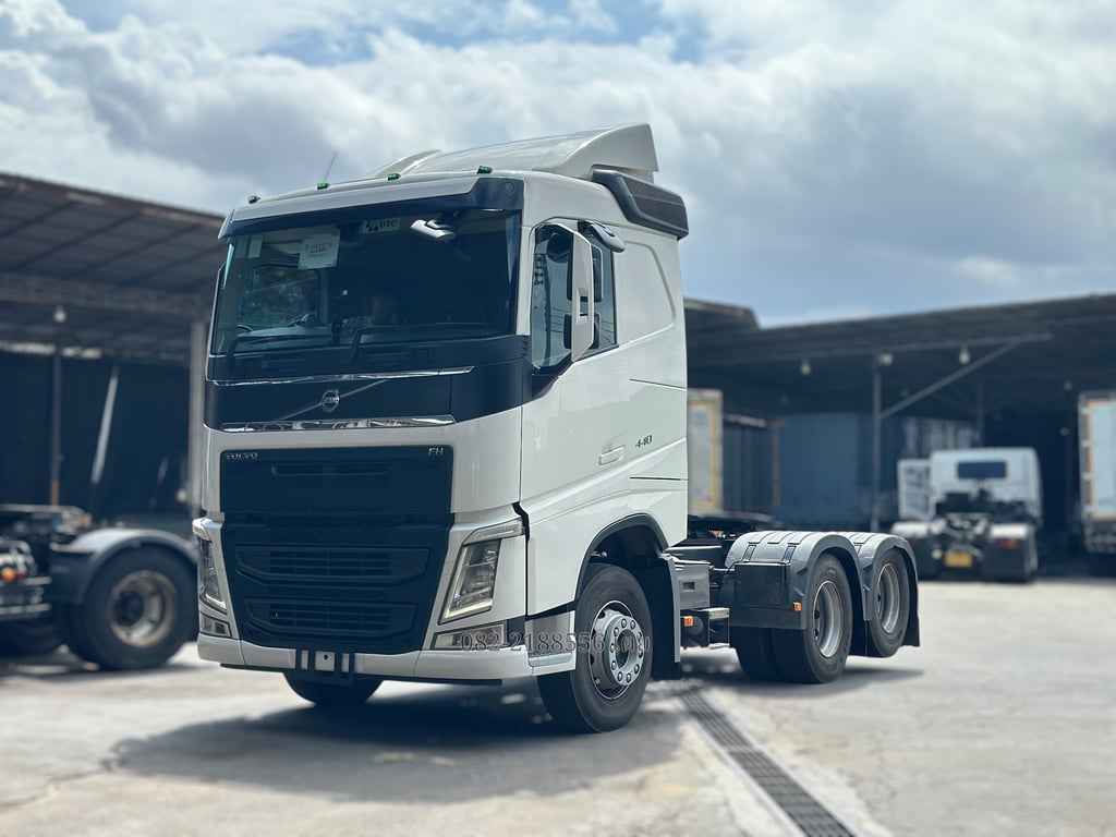 VOLVO FH 440แรงม้า รถบรรทุก หัวลาก 10ล้อ หัวลาก เฉพาะหัว ปี2560