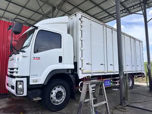 ISUZU FTR 240แรงม้า รถบรรทุก 6ล้อ ตู้แห้ง ปี2560 เลขไมล์ 120,000 กม.