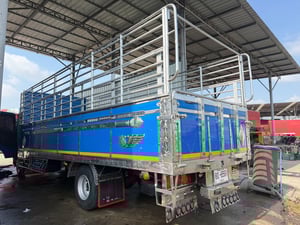 HINO FC 210แรงม้า รถบรรทุก 6ล้อ กระบะคอกสูงสแตนเลส ปี62