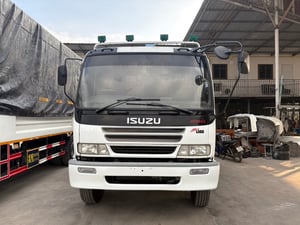 10ล้อติดเครน ISUZU FVZ เครน5.5ตัน4ปลอก พร้อมใช้งาน