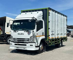 6ล้อISUZU FRR190แรงม้า ปี2562 ตู้10บานยาว5.6เมตร