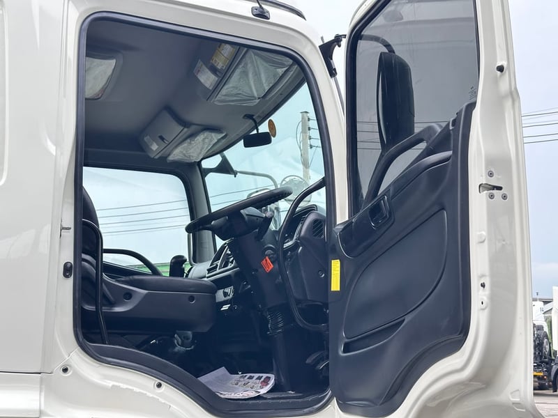 หัวลากHINO VICTOR 344 แรงม้า ปี2561 พร้อมใช้งาน หัวลากHINO VICTOR 344 แรงม้า ปี2561 พร้อมใช้งาน