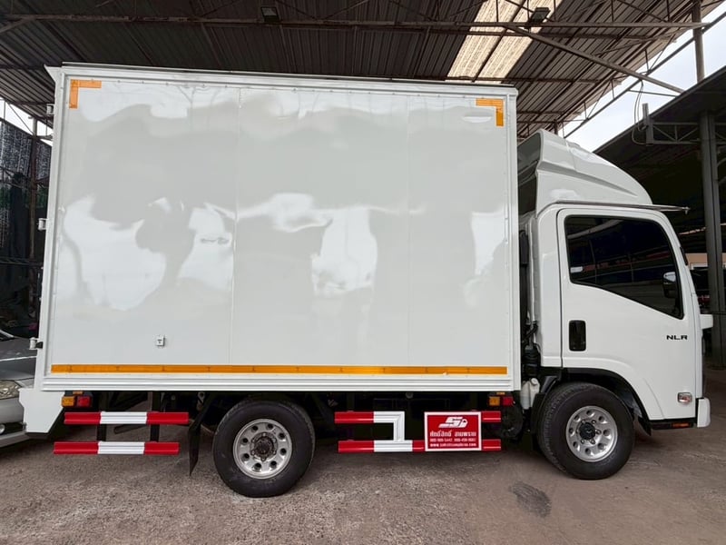 4ล้อจัมโบ้ ISUZU NLR ยูโร5 เกียร์ออโต้ ปี2568 พร้อมใช้งาน