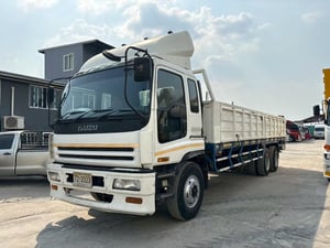 10ล้อISUZU 270แรงม้า ปี52 ติดตั้งลิฟท์ท้าย ยาว8.50เมตร เอกสารพร้อมโอน