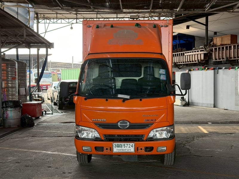 HINO XZU 136แรงม้า รถบรรทุก 4ล้อ ตู้แห้ง ปี2564 พร้อมใช้งาน