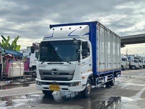 6ล้อHINO FC9J 210แรง ปี2564 ตู้10บานยาว6.50เมตร