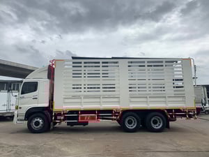 10ล้อHino FL 260แรงม้า ปี2560 กระบะคอกสูง ยาว7.7เมตร