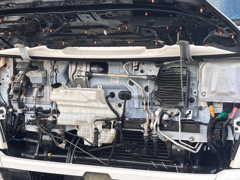 6ล้อHINO FC9J 210แรง ปี2564 ตู้10บานยาว6.50เมตร