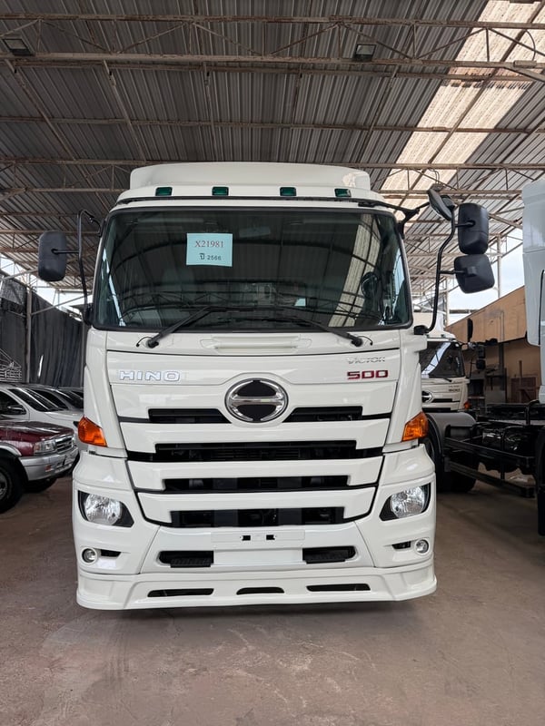 หัวลาก HINO VICTOR 344แรงม้า ปี2566 เก็บงานยางใหม่ทุกเส้น หัวลาก HINO VICTOR 344แรงม้า ปี2566 เก็บงานยางใหม่ทุกเส้น