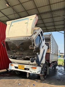 6ล้อISUZU FTR 200แรง ปี46 คอกสูงยาง7.20ม. ราคาพิเศษ