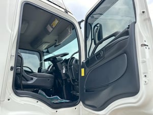 หัวลากHINO VICTOR 380แรง ปี66  พร้อมใช้งาน