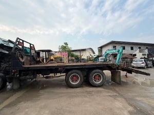 10ล้อท้ายลาด ISUZU FXZ 240แรงม้า พร้อมใช้งาน