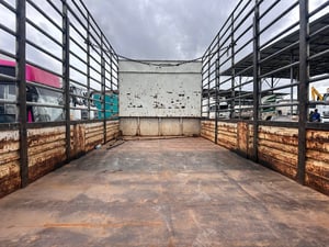 HINO FC 175แรงม้า รถบรรทุก 6ล้อ กระบะคอกสูง ปี2016 HINO FC 175แรงม้า รถบรรทุก 6ล้อ กระบะคอกสูง ปี2016