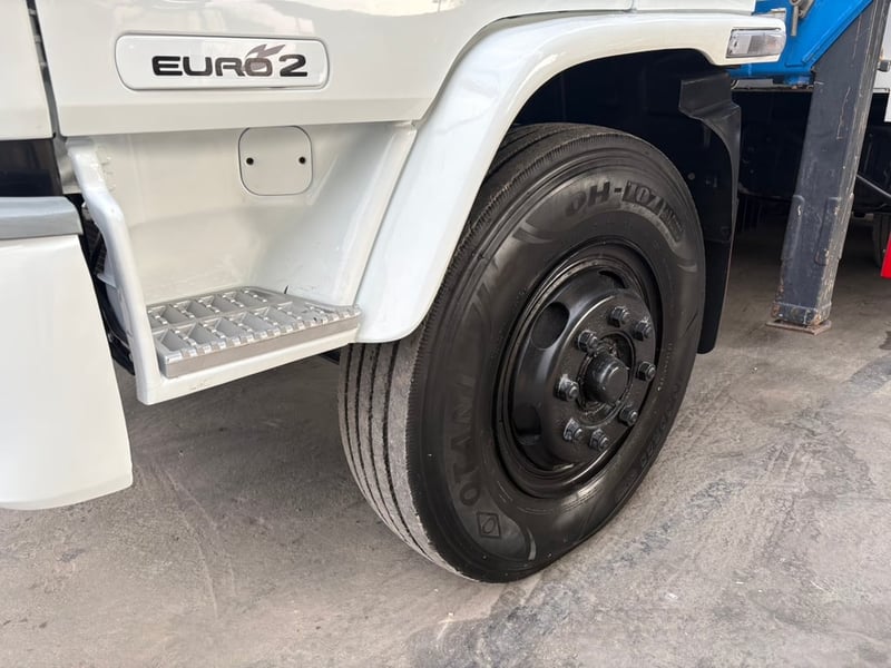 10ล้อติดเครน ISUZU FVZ เครน5.5ตัน4ปลอก พร้อมใช้งาน