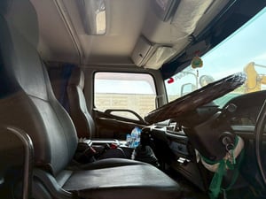 10ล้อติดเครน HINO FL 260แรงปี2563เครนยูนิค 5ตัน พร้อมใช้งาน 10ล้อติดเครน HINO FL 260แรงปี2563เครนยูนิค 5ตัน พร้อมใช้งาน