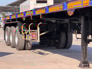 หางพื้นเรียบ 3เพลา ปี61 อู่STเทเลอร์ พร้อมใช้งาน