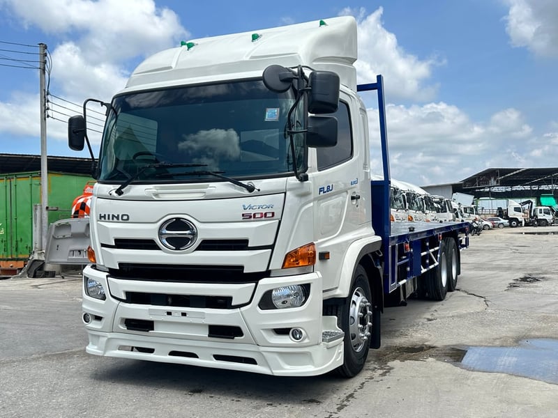 HINO FL 260แรงม้า รถบรรทุก 10ล้อ พื้นเรียบ ปี2017 เลขไมล์น้อยกว่า 500,000 กม.