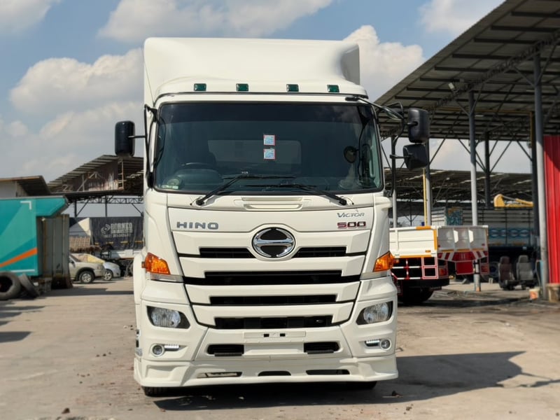 HINO FM 344แรงม้ามีระบบยิงดั้ม รถบรรทุก 10ล้อ หัวลาก เฉพาะหัว ปี2022 เลขไมล์ 190,000 กม.