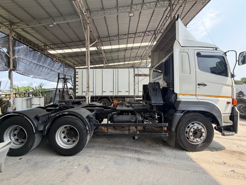 HINO FM 344แรงม้า รถบรรทุก 10ล้อ หัวลาก เฉพาะหัว ปี2565 เลขไมล์ 183,000 กม.
