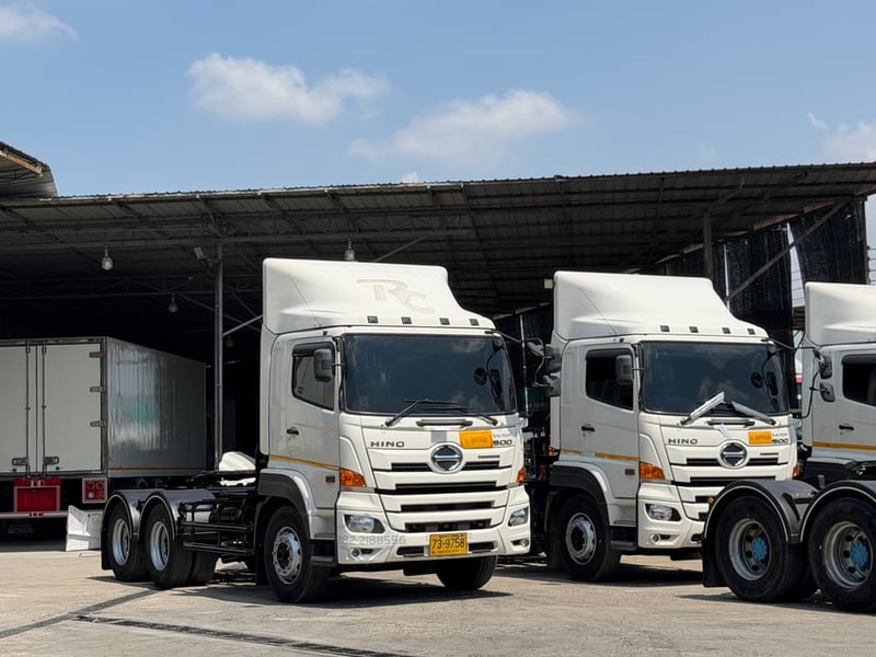 HINO FM 344แรงม้า รถบรรทุก 10ล้อ หัวลาก เฉพาะหัว ปี2565 เลขไมล์ 183,000 กม.