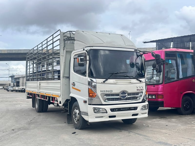 HINO FC 175แรงม้า รถบรรทุก 6ล้อ กระบะคอกสูง ปี2016