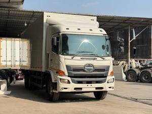 10ล้อ HINO Victor 260แรงม้า ปี2560 มีลิฟท์ท้าย 