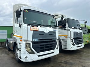 หัวลากNISSAN UD 350 แรงม้า และ 390 แรงม้า 