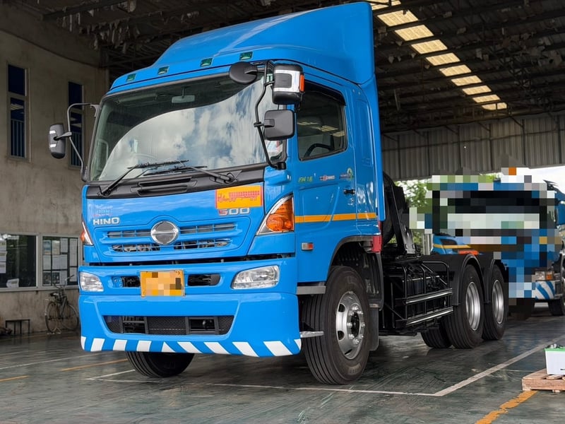 หัวลาก HINO 344 ปี58  รถสวยยางใหม่พร้อมใช้งาน 