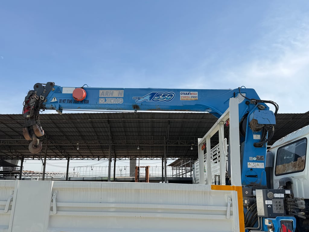 10ล้อติดเครน ISUZU FVZ เครน5.5ตัน4ปลอก พร้อมใช้งาน