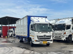 6ล้อHINO FC9J 210แรง ปี2564 ตู้10บานยาว6.50เมตร