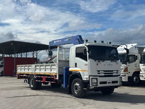 ISUZU FTR 240แรงม้า รถบรรทุก 6ล้อ กระบะเหล็กติดเครน ปี2019
