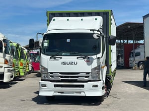 6ล้อISUZU FRR190แรงม้า ปี2562 ตู้10บานยาว5.6เมตร