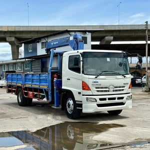 6ล้อHINO FG 212แรง ปี56 ติดเครนทานาโน่5ตัน4ปลอก พร้อมใช้