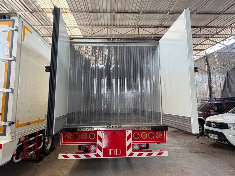 รถตู้เย็น HINO XZU 150 แรงม้า แอร์แคเรีย พร้อมใช้งาน รถตู้เย็น HINO XZU 150 แรงม้า แอร์แคเรีย พร้อมใช้งาน