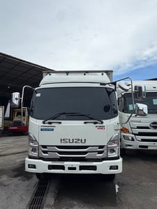 ISUZU FRR 190แรงม้า รถบรรทุก 6ล้อ ตู้แห้ง ปี2065