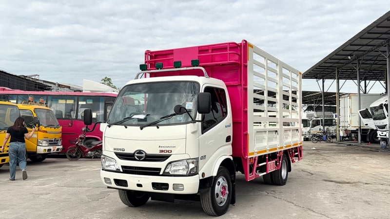 6ล้อคอกสูง HINO XZU 150แรง ปี2566 พร้อมใช้งาน 