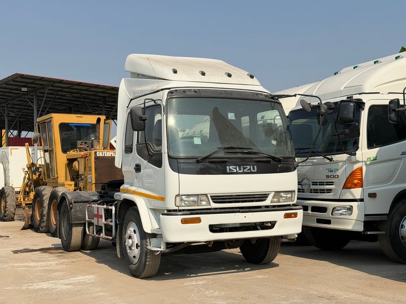 หัวลาก6ล้อ ISUZU DECA 200 ปี54 พร้อมใช้งาน