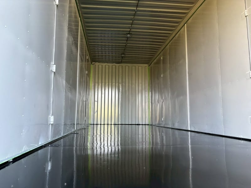 6ล้อhino victor 240แรงปี2559 ตู้แห้ง10บานพร้อมใช้งาน