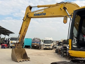  KOMATSU PC 200-7   เอกสารพร้อมเล่มทะเบียน 12x,xxชม 