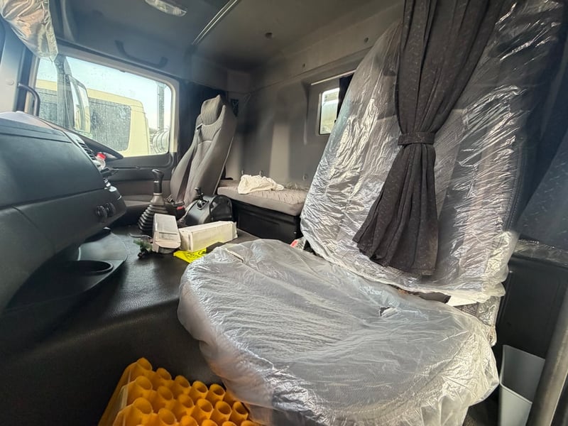 10ล้อโม่ปูน 2เพลา FORON 350แรงม้า ปี65 ไมล์น้อยมากก