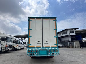 10ล้อhino FL 260แรงม้า ปี2560 ตู้ต่อใหม่ 7.7เมตร 