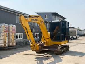 แมคโคร KOMATSU PC58-8 มีใบแจ้งจำหน่าย 