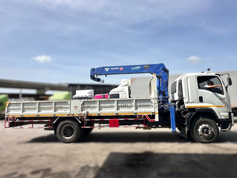 ISUZU FTR 240แรงม้า รถบรรทุก 6ล้อ กระบะเหล็กติดเครน ปี2019