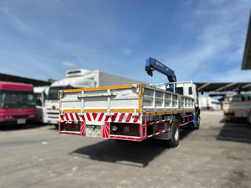 ISUZU FTR 240แรงม้า รถบรรทุก 6ล้อ กระบะเหล็กติดเครน ปี2019